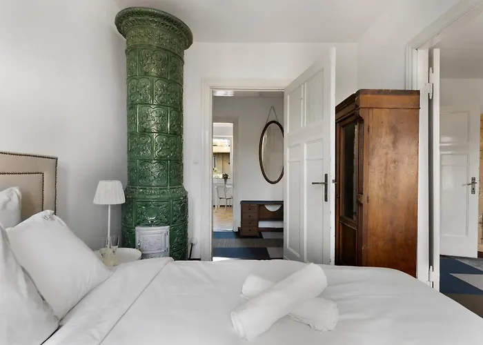 Elite Parkowa Economy